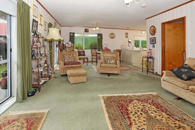 2/14 Orchid Place Te Atatu South_5