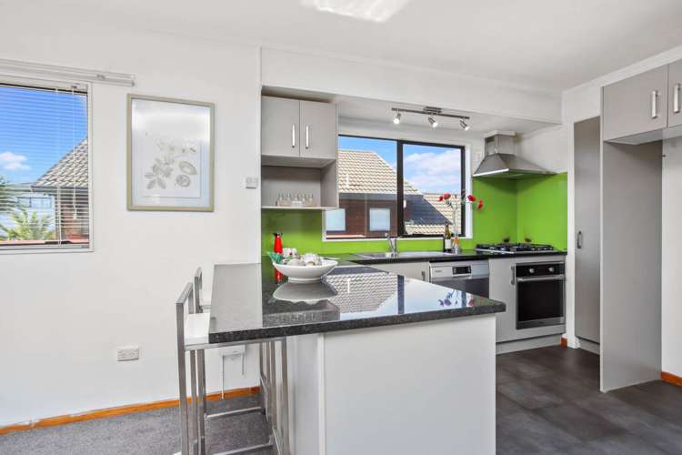 2/8 Hepper Street New Lynn_9