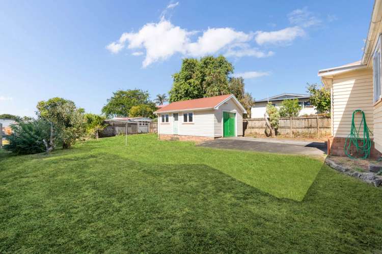 5 Flanshaw Road Te Atatu South_16