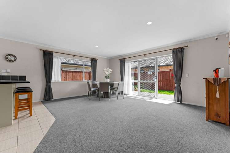 33 Malahide Drive Flat Bush_5
