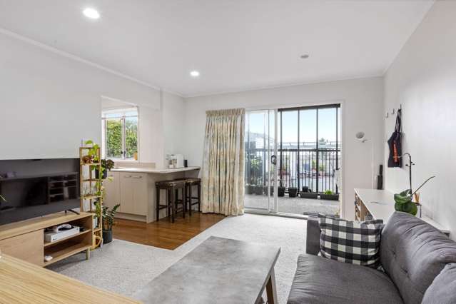 278 Whangaparaoa Road Red Beach_3