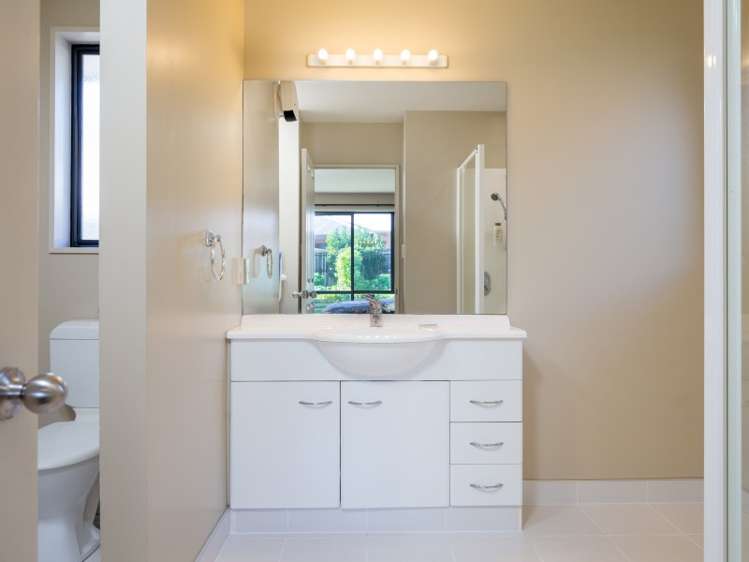 8 Natalie Place Witherlea_12