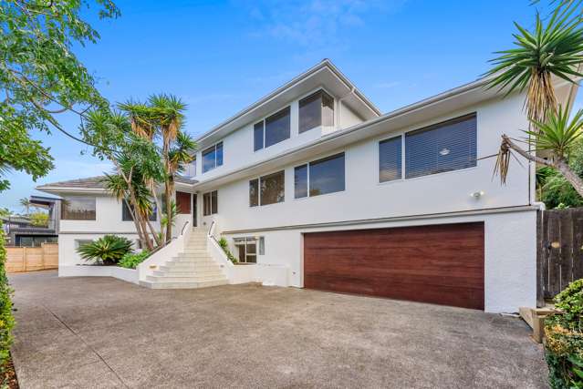 2/101 Churchill Road Murrays Bay_1