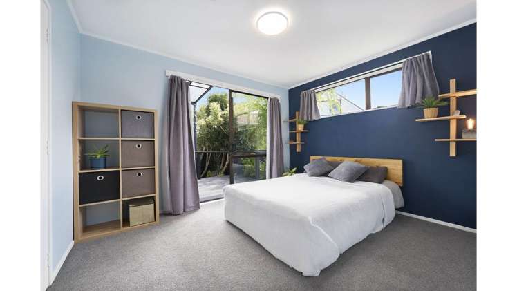 2/221 Waitemata Drive Ranui_8