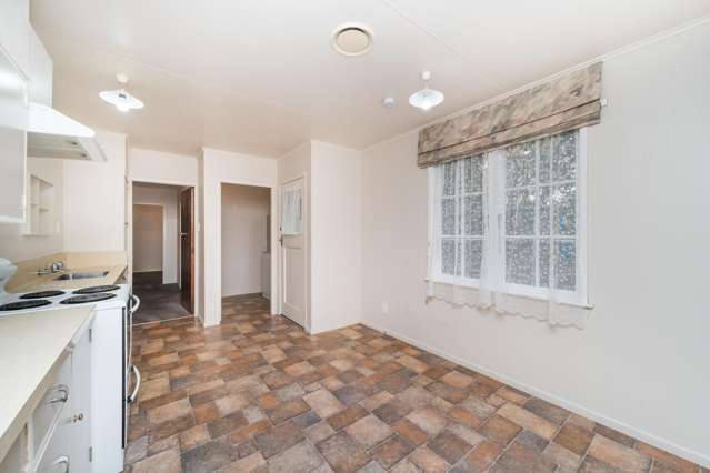 15B Wikiriwhi Crescent Awapuni_4