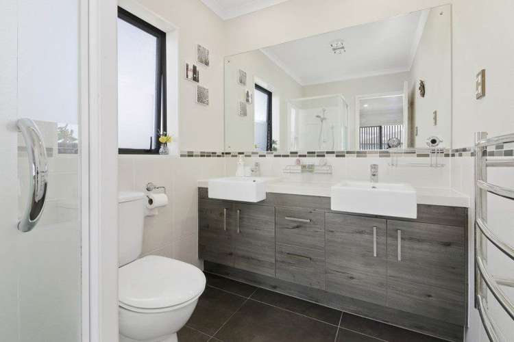 23 Darion Drive Flat Bush_11