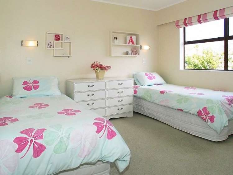 12 Gray Street Pukerua Bay_13