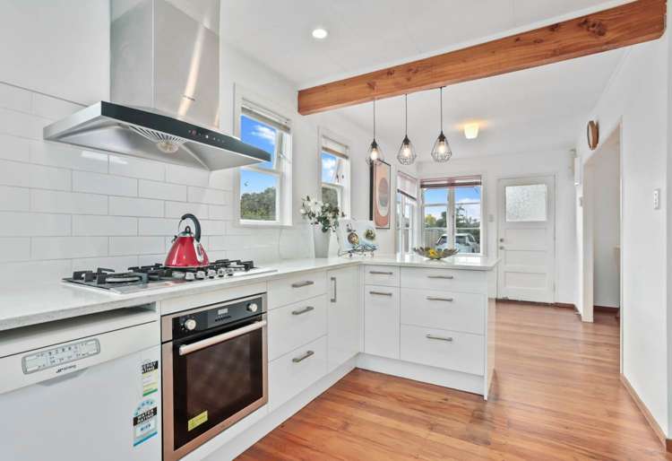 31 Preston Avenue Mt Albert_3