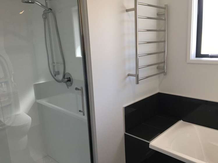 28 Livingstone Drive Papamoa_11