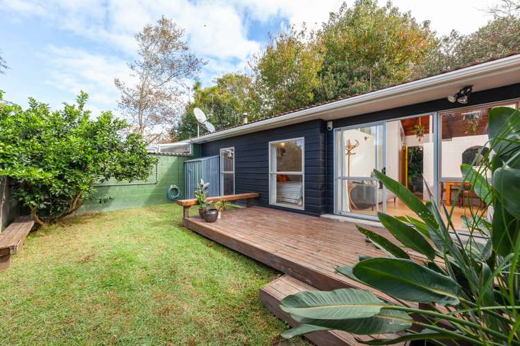 2/20 Blockhouse Bay Road Avondale_0