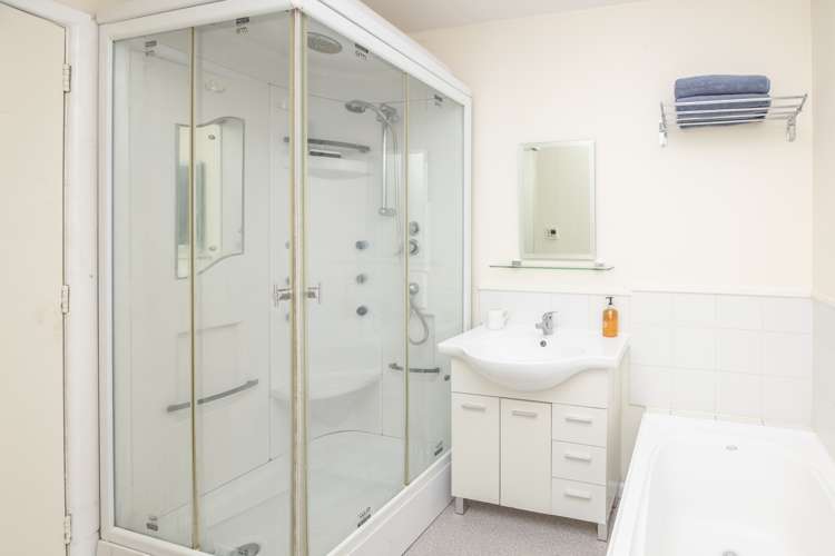 68 Breezes Road Avondale_11