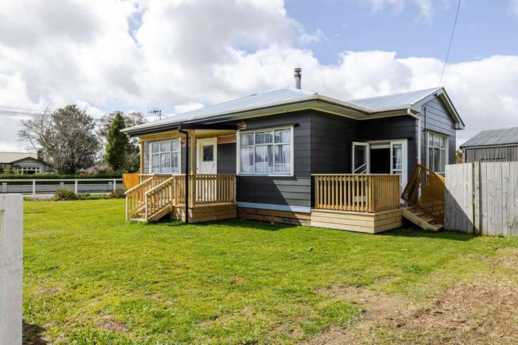 1 Sedcole Street Pahiatua_13