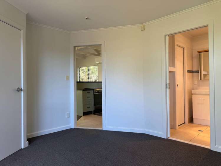 51A South Lynn Road Titirangi_7