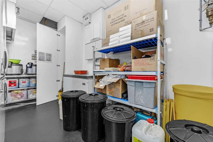 Shop 9, 1 John Goulter Drive Auckland Airport_17