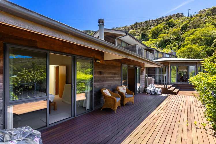 - Ruakaka Bay Marlborough Sounds_8