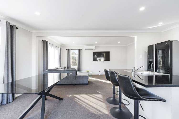67 Queen Street Waitara_8