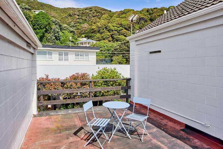 5/3 Kowhai Street Eastbourne_7