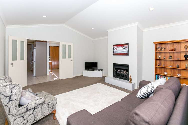 11 Woodham Place Rototuna North_9