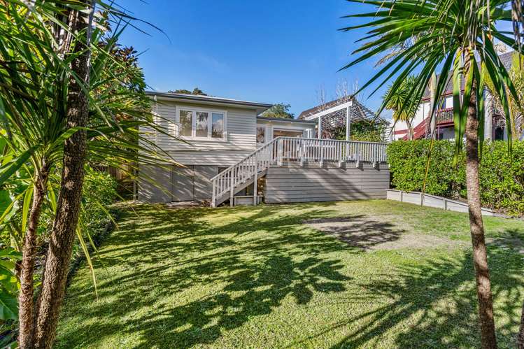 80 Aeroview Drive Beach Haven_9