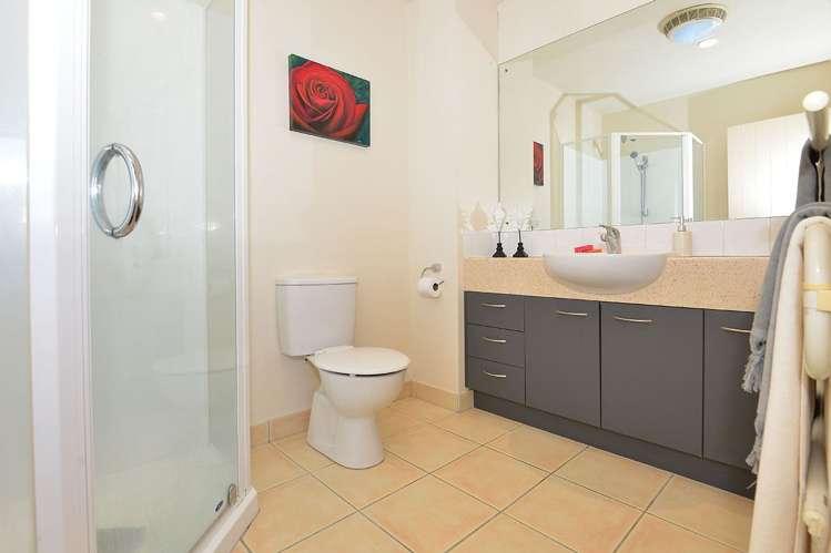 245 Alec Craig Way Gulf Harbour_11