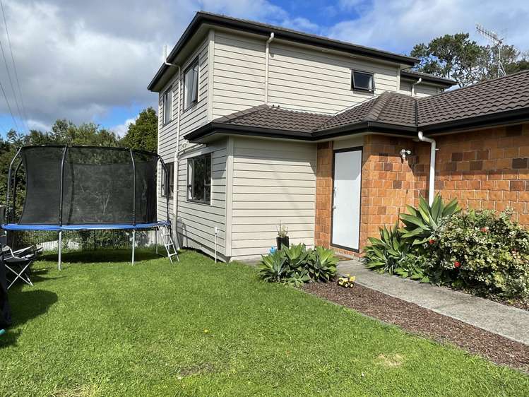 19 Riverglade Parkway Te Atatu South_12