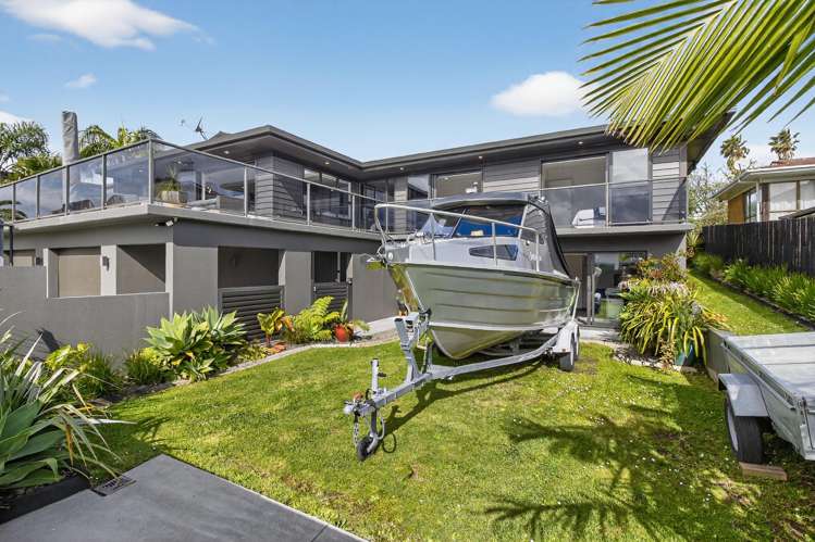 16 Clyside Avenue Half Moon Bay_40