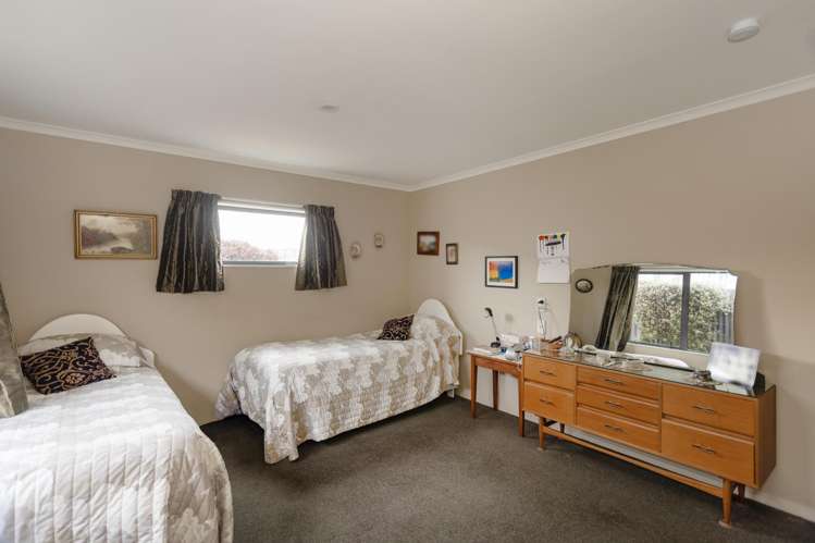 35A Arrow Crescent Holmes Hill_12