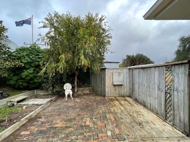 53 Amberley Avenue Te Atatu South_4