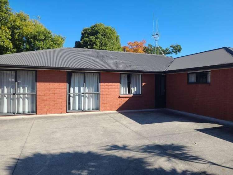 10B Liston Crescent_0