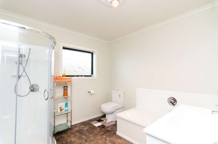 27 Feist Street Carterton_12