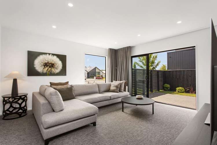 21 Walter Case Drive Harewood_7