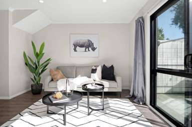 2/61 Fifth Avenue_3