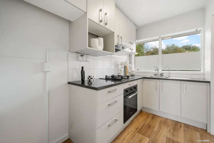 5/12 Telford Avenue Mt Eden_10
