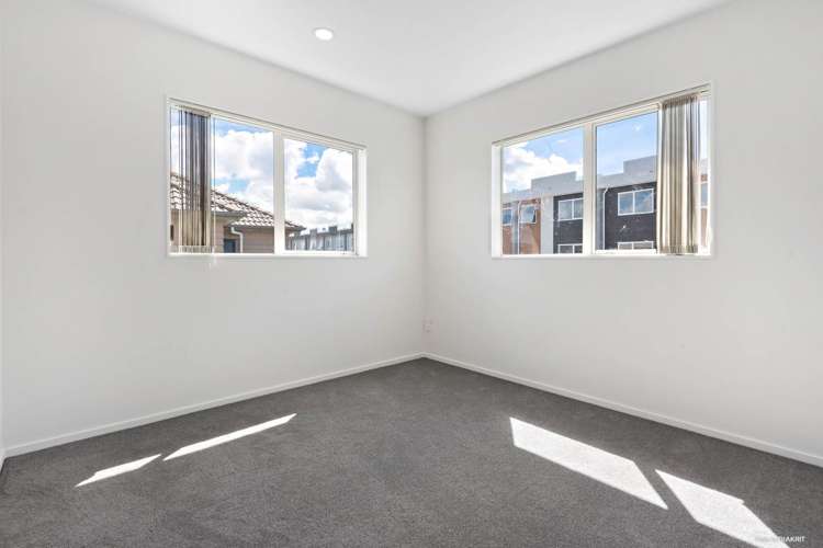 17 Merlot Way Te Atatu South_12