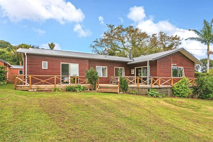 40 Driving Creek Road_1