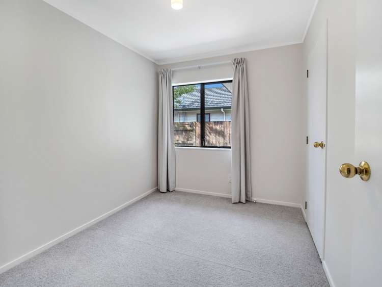 2A Belvedere Crescent Takaro_17