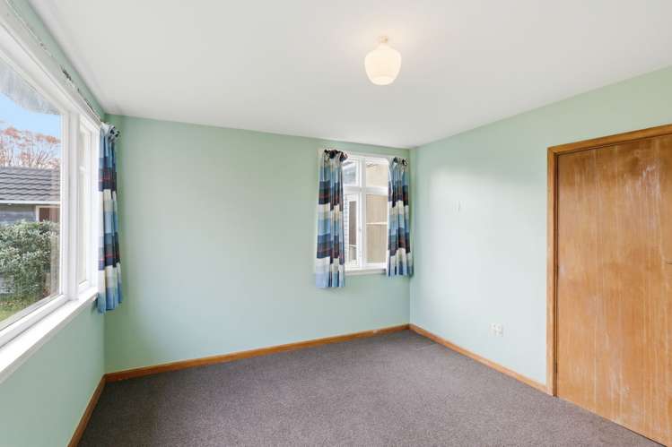 48 St Andrews Square Strowan_14
