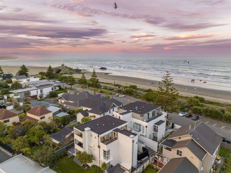 8/46 Esplanade Sumner_15