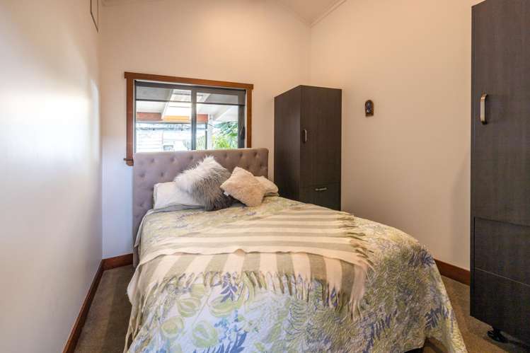 34 Alison Road Surfdale_7