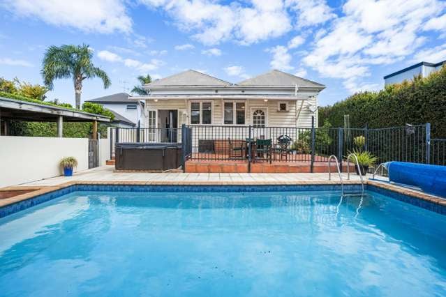 Remuera villa with character and pool