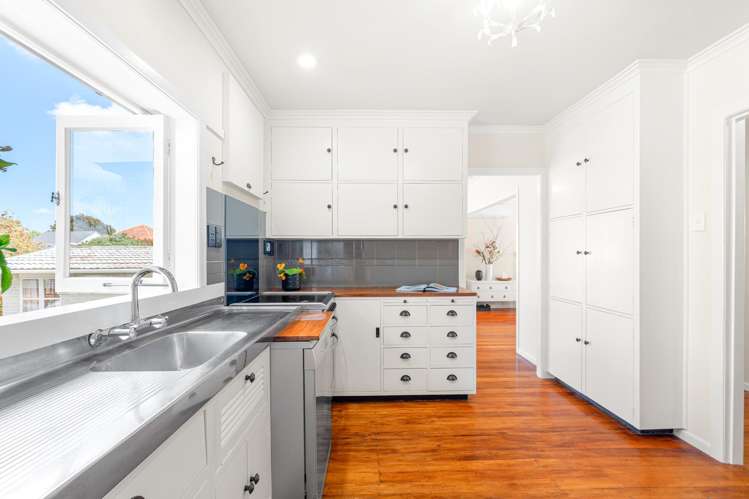 33 Old Lake Road Narrow Neck_6