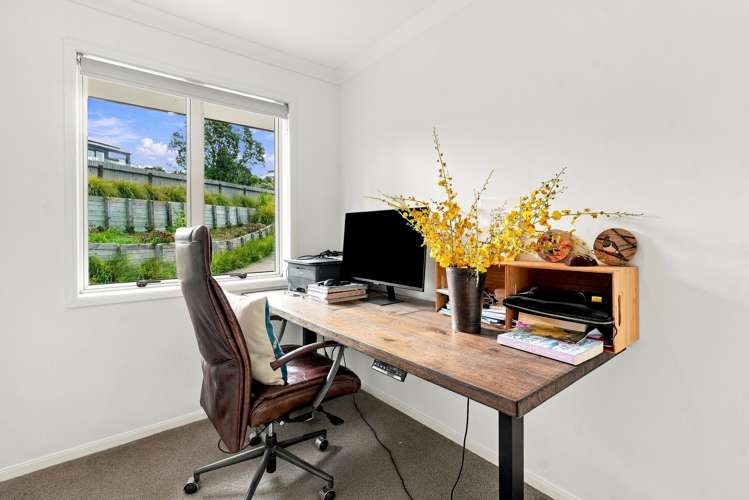 33 Lax Crescent Leigh_32