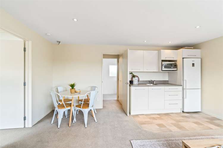 412 Birchs Road Lincoln_15