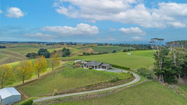 268 Halcombe Road Feilding_34