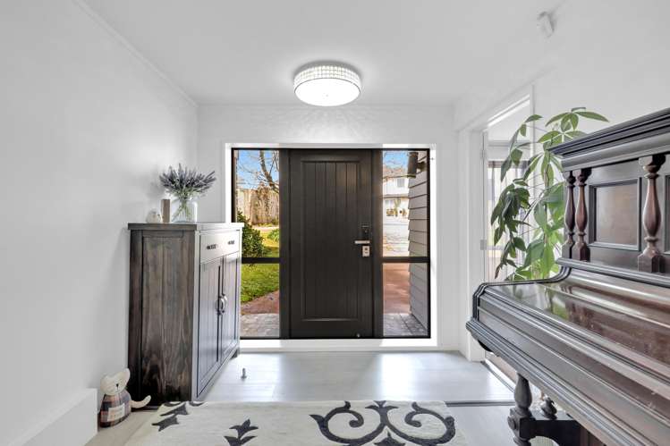 16 & 16A Mander Place Bucklands Beach_8