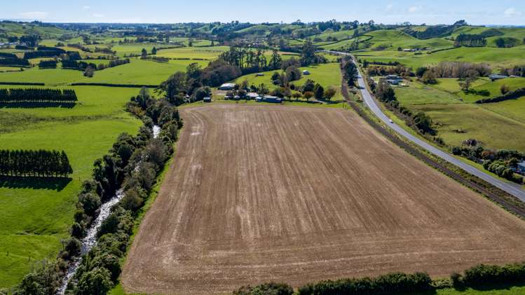 1284 Mountain Road Inglewood_28