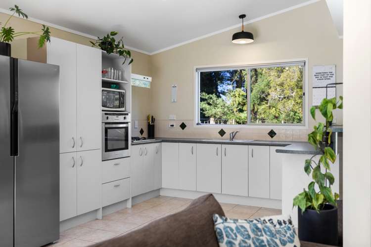 1677 Pyes Pa Road Oropi_9