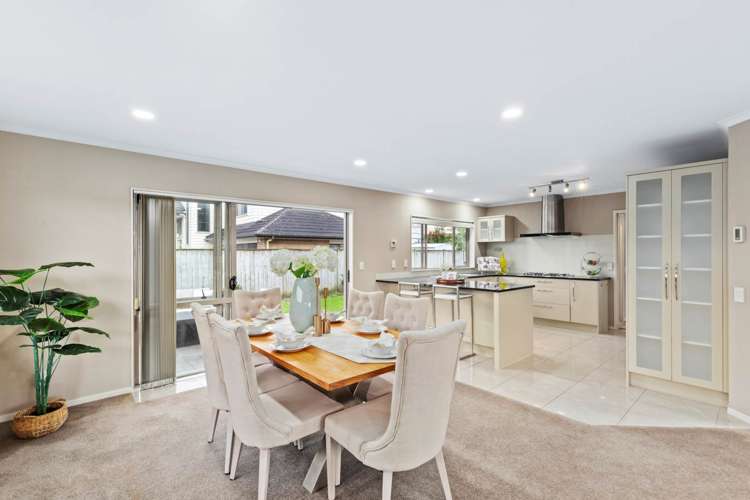 2 Woolaston Place Flat Bush_6
