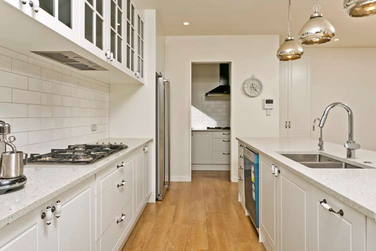 9 Tuangi Street Long Bay_7