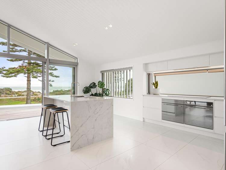 88 Marine Parade Mount Maunganui_19